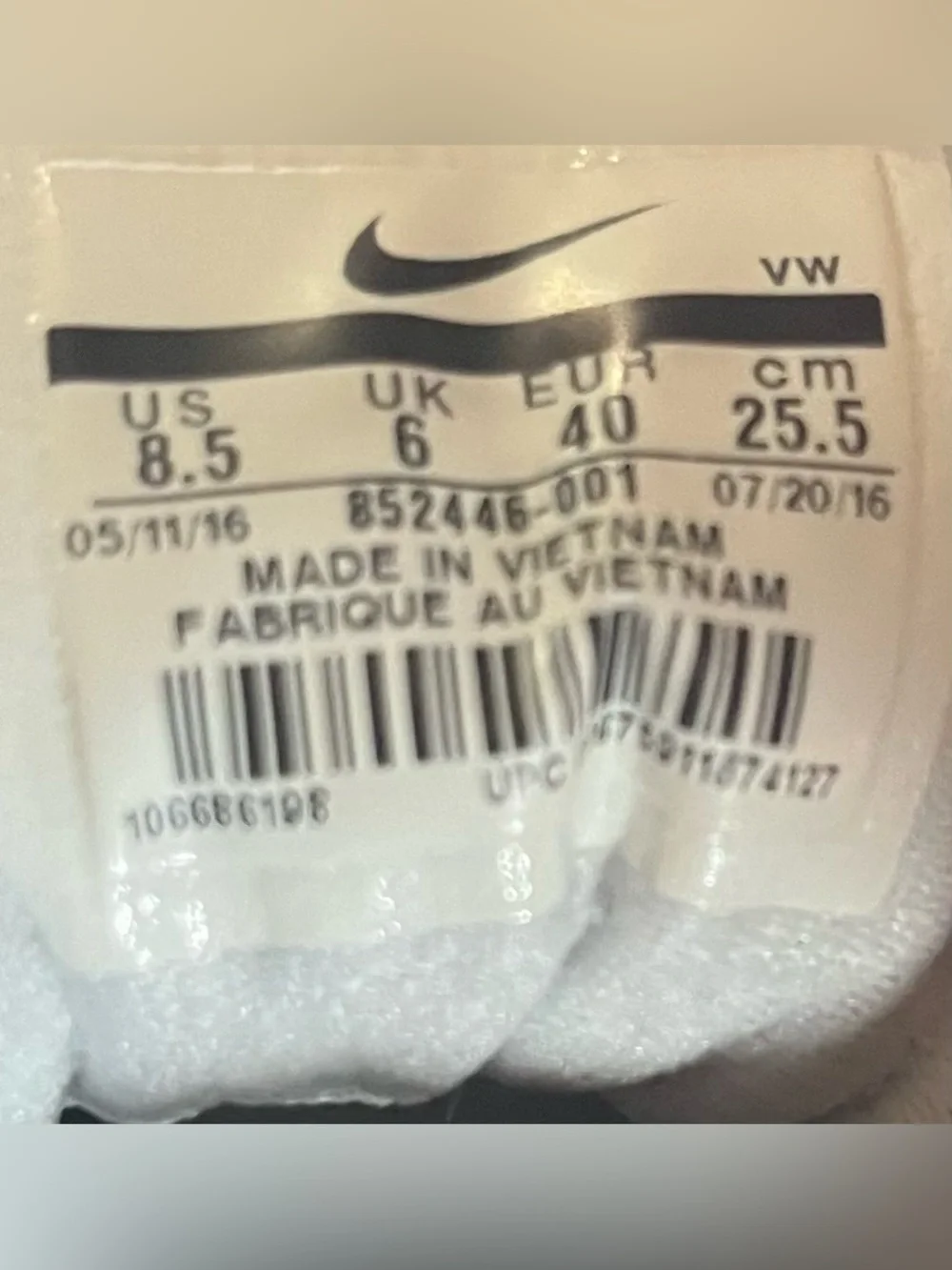 Nike lightweight breathable